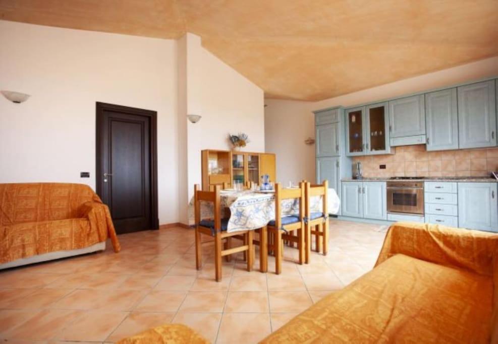 Bella Vista 3 *